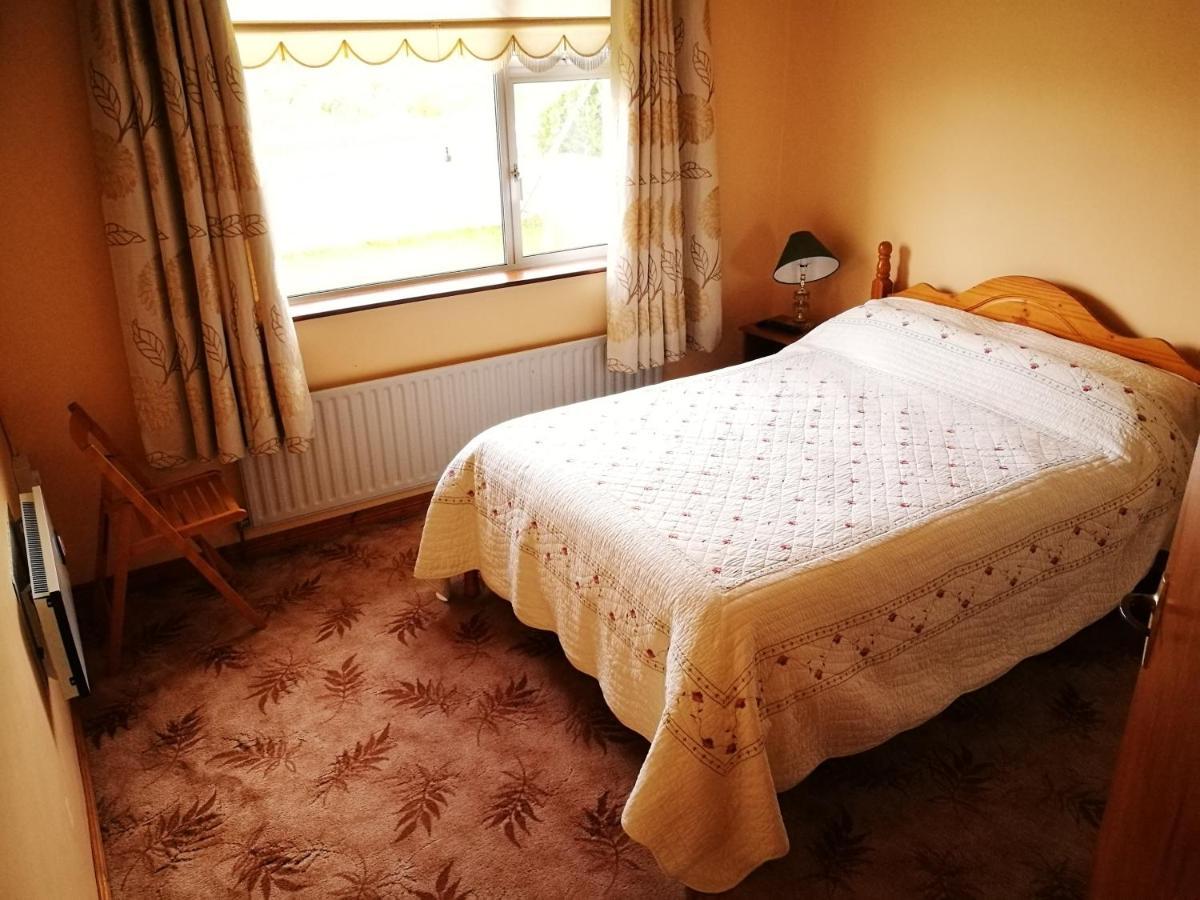 Danubio Guest Accommodation Doonbeg Esterno foto