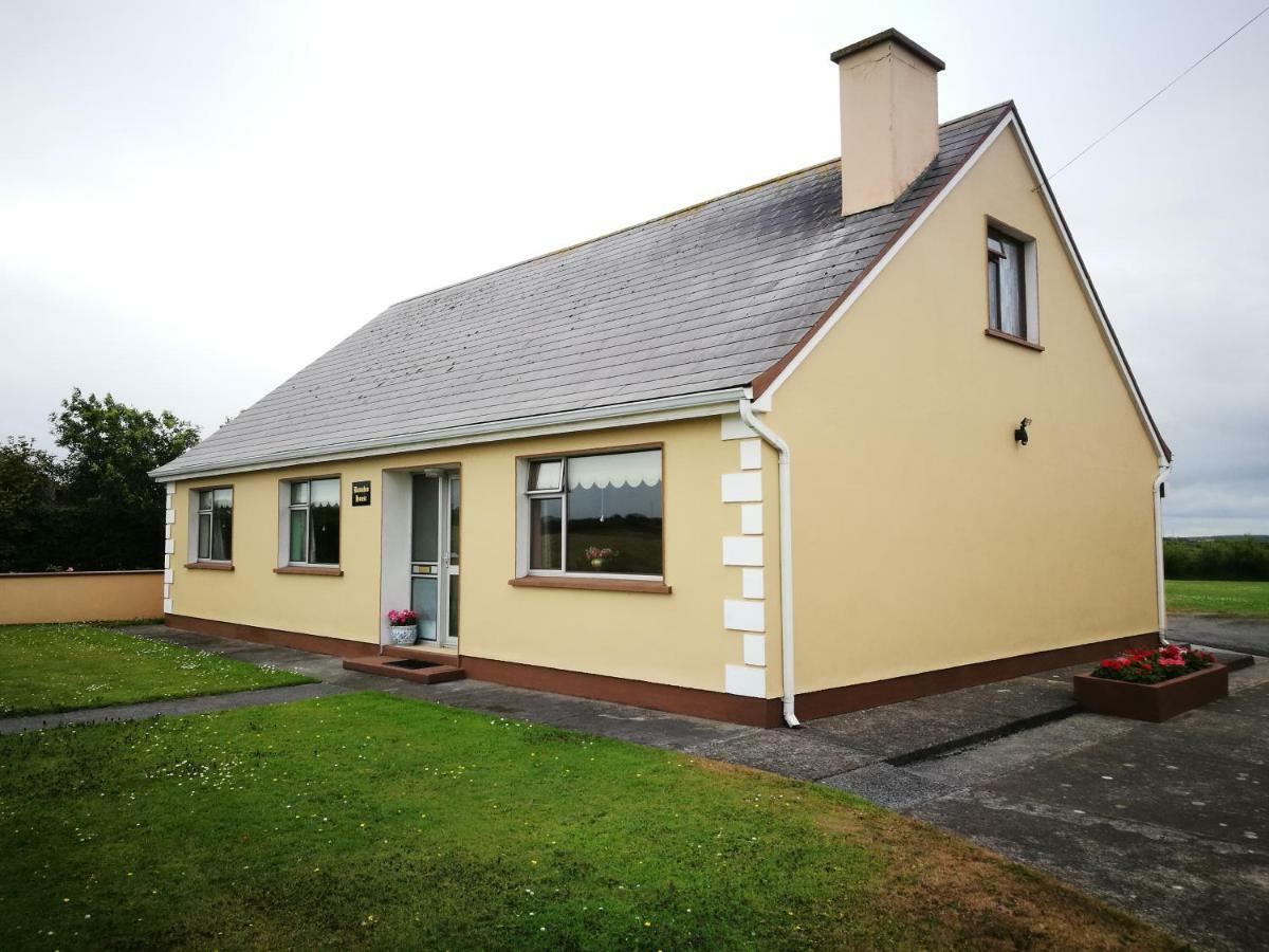 Danubio Guest Accommodation Doonbeg Esterno foto